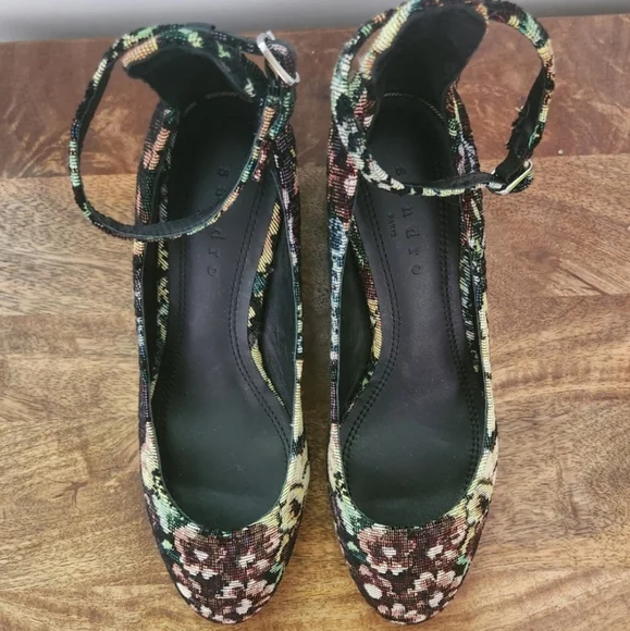 Sandro Paris Floral Tapestry Jaquard "Elise" Low Block Heel Round Toe Pumps - Picture 5 of 10